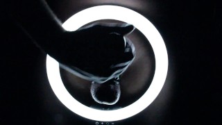 Ring Light Stroking