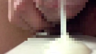【電マオナニー】ドロっとした精液発射！気持ちよすぎてオチンポ痙攣！