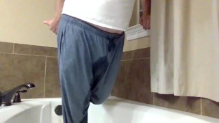 Last pissing of the night full video