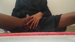 Usando um brinquedinho novo rsrs