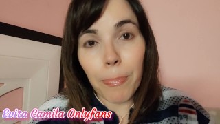 Mi primer squirt . Me masturbo, me corro y hecho todo!!! ( Evita Camila )