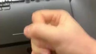 Twink cooks cum dinner