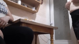 Пока моя девушка примеряла кофту в другой комнате мы с соседкой трахались - Lesbian_Illusion