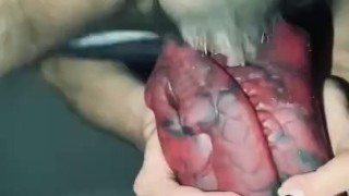Facefuck Duke’s Muzzle