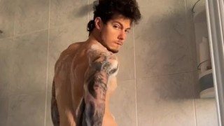 Hot Naughty Shower💦💦 OnlyFans BoyGym Male Model