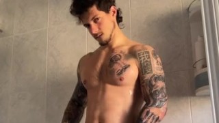 Hot Naughty Shower💦💦 OnlyFans BoyGym Male Model