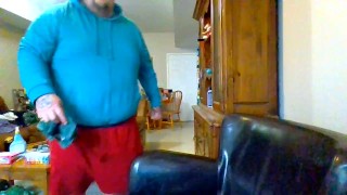 Balls Went from Extremely Itchy Filled up 'n Busting Large Sperm Load onto Leather Chair💺💛 Pissing