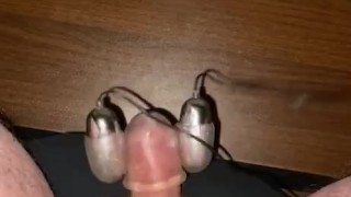 Hands free cumshot under desk with vibrator