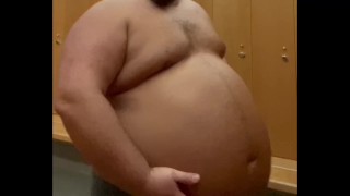 Fattest guy at the gym 