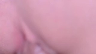 絶対入れないからって友達と擦り合ってたら気持ち良くなって思わず挿入&中出し②【日本人素人HENTAIカップル個人撮影74】
