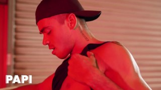 Papi - Nate Grimes Is Playing With His Favourite Toy When Ashton's Summers Dick Shows Up