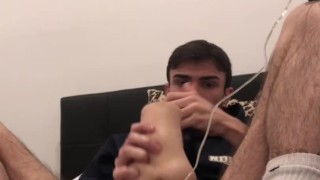 Smelly socks 