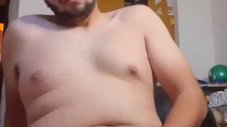 Dildo morado introducido en mi ano