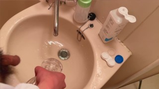透明オナホにおしっこするとどうなる？→結果はこちら！！　ゲイ　ホモ　ノンケ　バイ　中出し　潮吹き　おもらし　個人撮影　JapaneseGay　イケメン　マスク　放尿