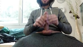 A Rich Wet Handjob from Amateur Guy ends with Sperm Dripping all over the Cock