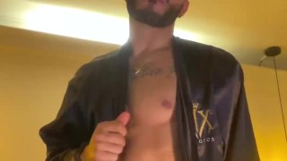 Very sexy dancing man ~ very seductive