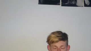 18 year old bitch jerking