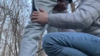 Amateur gay suck outdoor (blowjob in sportwear)