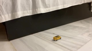 Giant foot crush