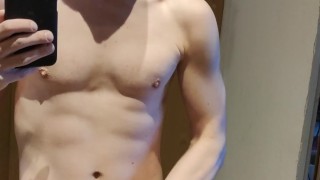 Cum on the mirror 
