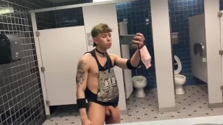 Daniel Hausser hard in public gym bathroom 