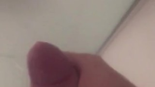 NZ Kiwi - shower play. Wanna join?
