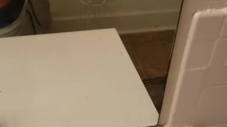 Jacking off in the mirror