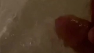 Jacuzzi bath tub jerk sesh (cumming on mirror)