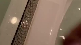 Jacuzzi bath tub jerk sesh (cumming on mirror)
