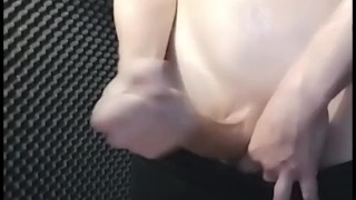 Oiled twink has big cumshot