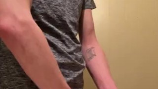 Twink top slanging big Dick 