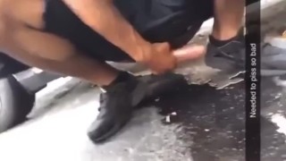 Black big dick Pissing like a dog 
