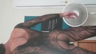 I am lightskin afrokorean black Mandingo.spacecatusa live