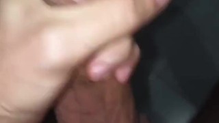 Mi sego e vengo nel bagno della scuola