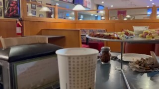 Tienda Walmart Video porno en el baño_Viral video 