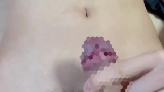 男子大学生がお腹に大量射精。喘ぎながら濃厚な精子をドピュドピュ射精！ Posted every day for a month! A male college student