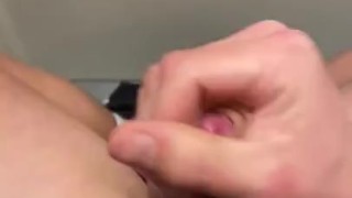 REAL CUMSHOT AT WORK! DOOR CAN’T BE LOCKED..