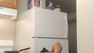 Ebony Bbw Playing With Asshole in Kitchen 