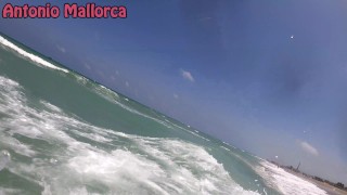 Pasándola Bien En Una Playa Nudista Con La Italiana De Culo Redondo Cherry