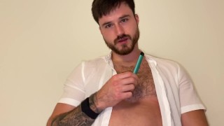 Macrophilia - smoking fetish