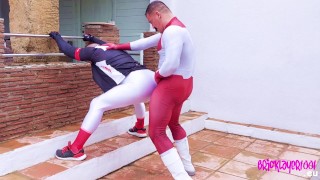 Spandex clad courier delivers to Omniman and gets fucked hard
