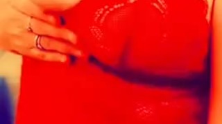 Lola dancing & teasing her boyfriend 