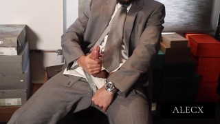 HORNY MAN IN SUIT HUGE DICK CUMSHOT