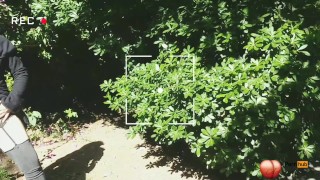 chica se masturba en parque publico amateur