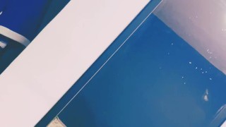 Mi primera vez haciendo el amor con mi novia y me vengo adentro de ella