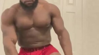 MrBigDThomas getting dressed for the gym