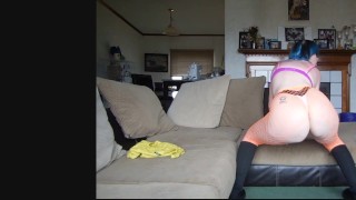 Slut teases you with tits and ass!