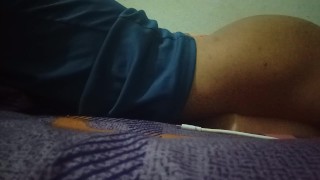 A girl student calls me to her room and ask me to fuck her pussy