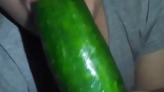 Chupando un rico pepino! 