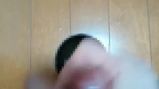 イケメン日本人の主観オナニー！カップにザーメン大量発射！033